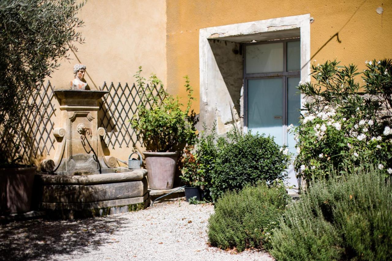 Domaine De Blanche Fleur Hotel Châteauneuf-de-Gadagne Kültér fotó